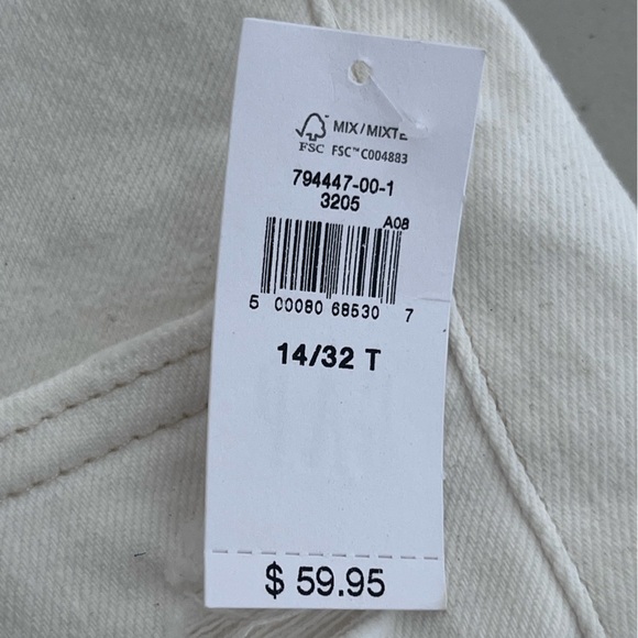 NWT GAP 4" High-Rise Dove Sz 32 | 14 Tall Shorts - Picture 12 of 16